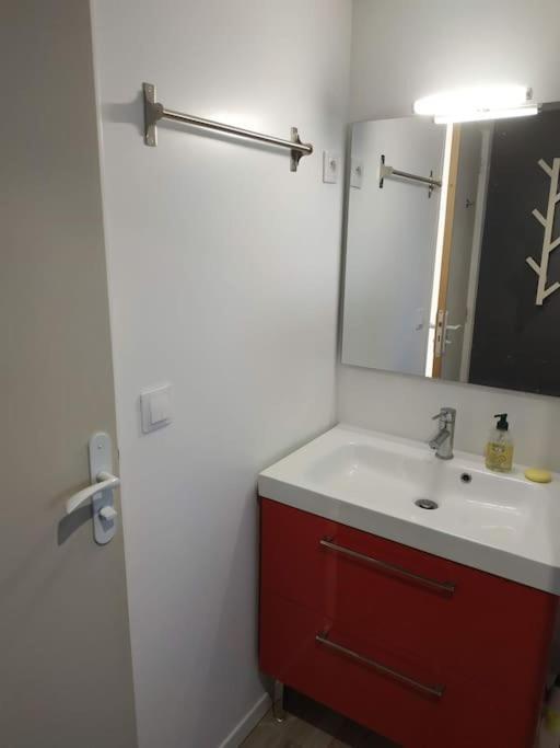 Studio Jacuzzi Prive A 8 Min A Pied De La Plage Appartement La Ciotat Buitenkant foto