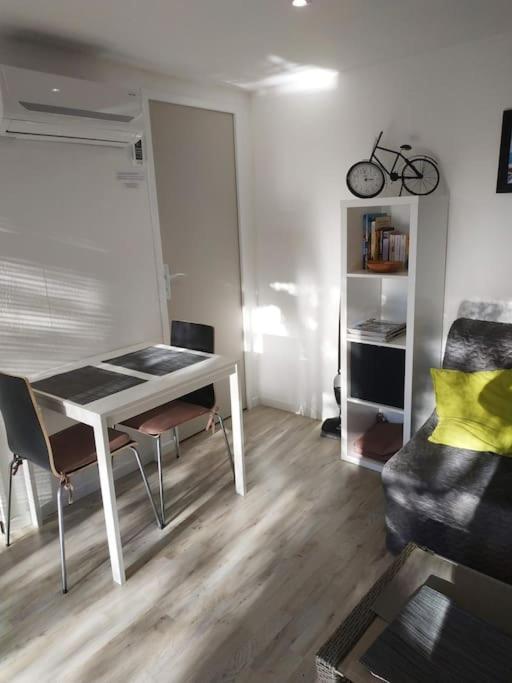 Studio Jacuzzi Prive A 8 Min A Pied De La Plage Appartement La Ciotat Buitenkant foto