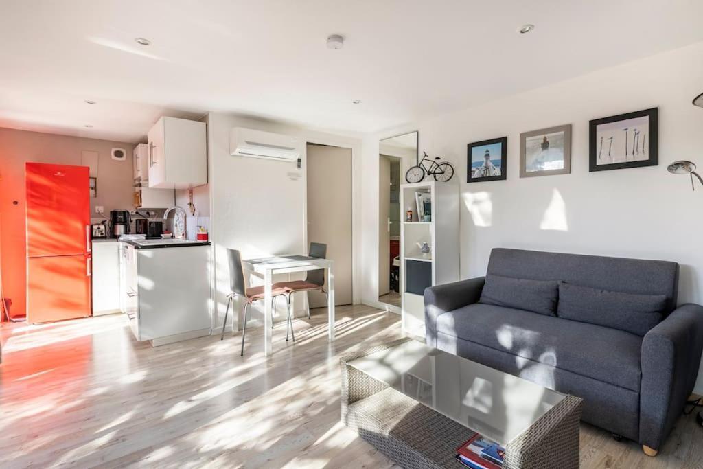 Studio Jacuzzi Prive A 8 Min A Pied De La Plage Appartement La Ciotat Buitenkant foto