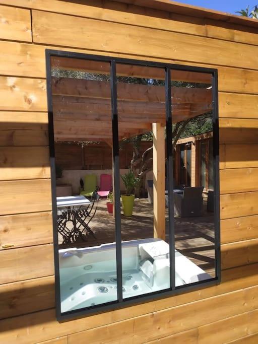 Studio Jacuzzi Prive A 8 Min A Pied De La Plage Appartement La Ciotat Buitenkant foto